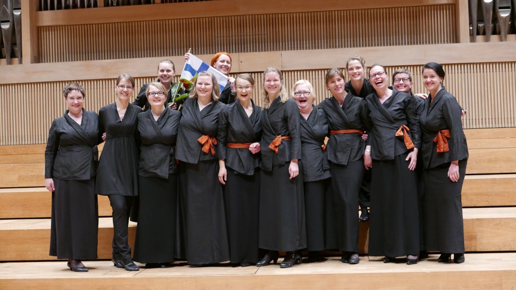 Joyful Kaari-ensemble  after the award ceremony at Brucknerhaus in Linz. 